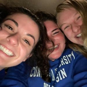 Meet your Posher, Elizabeth